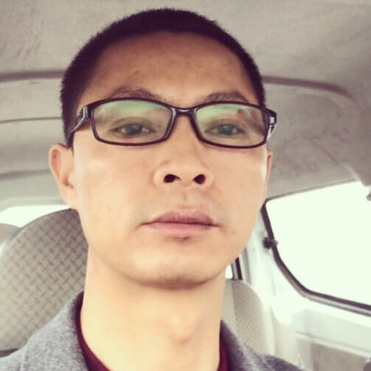 唯一的打台灯的照片