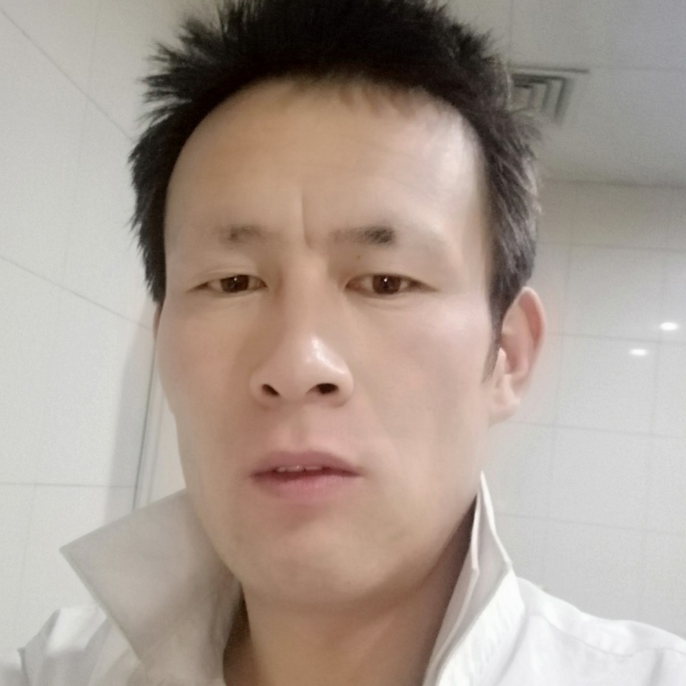 大白天下的照片