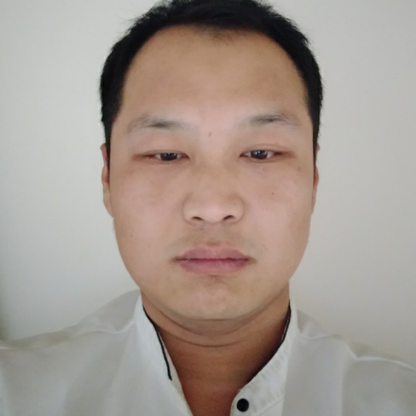 无心迎路灯的照片