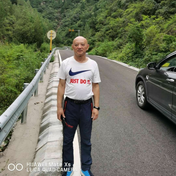 松翰的照片