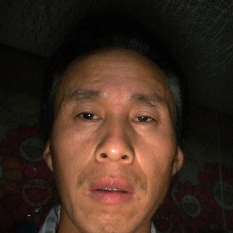 彭其山的照片