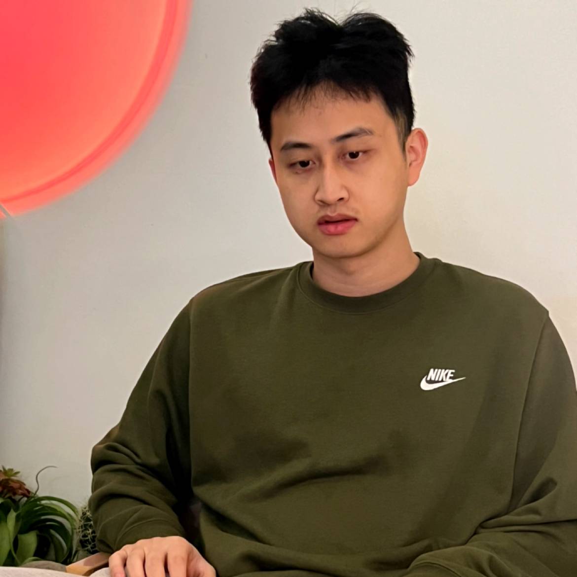 手链苦恋腼腆的照片