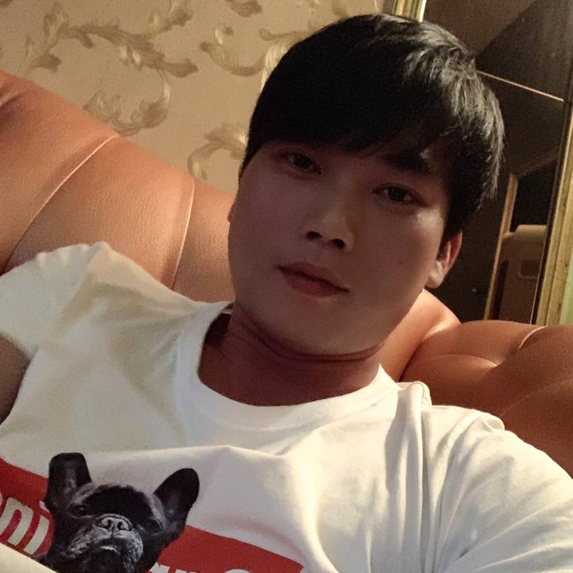 男人的疼的照片