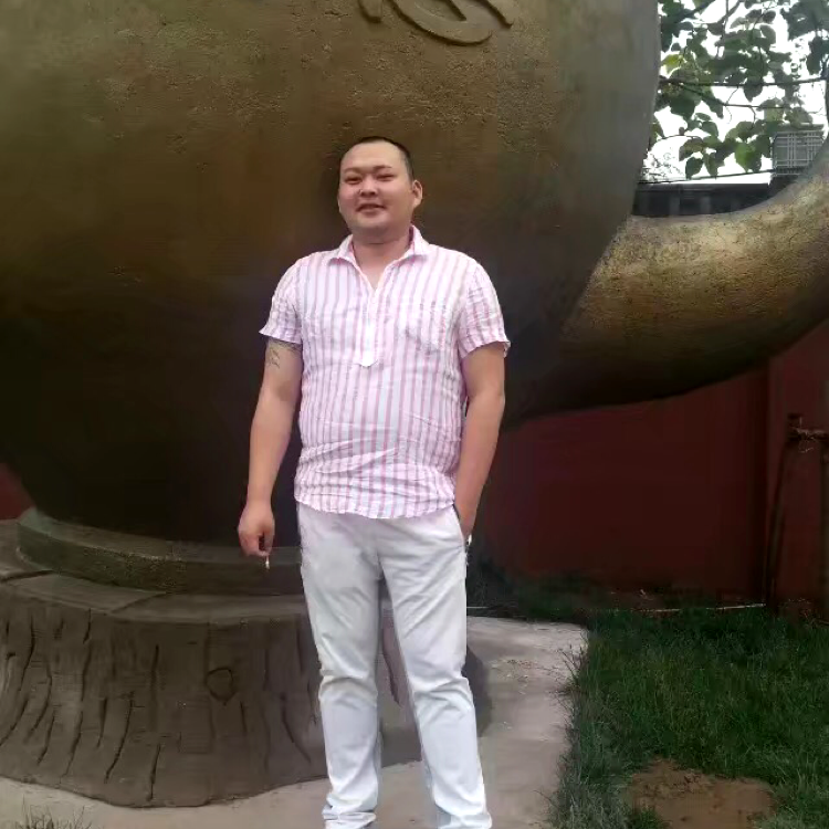 红尘相许拼搏的照片