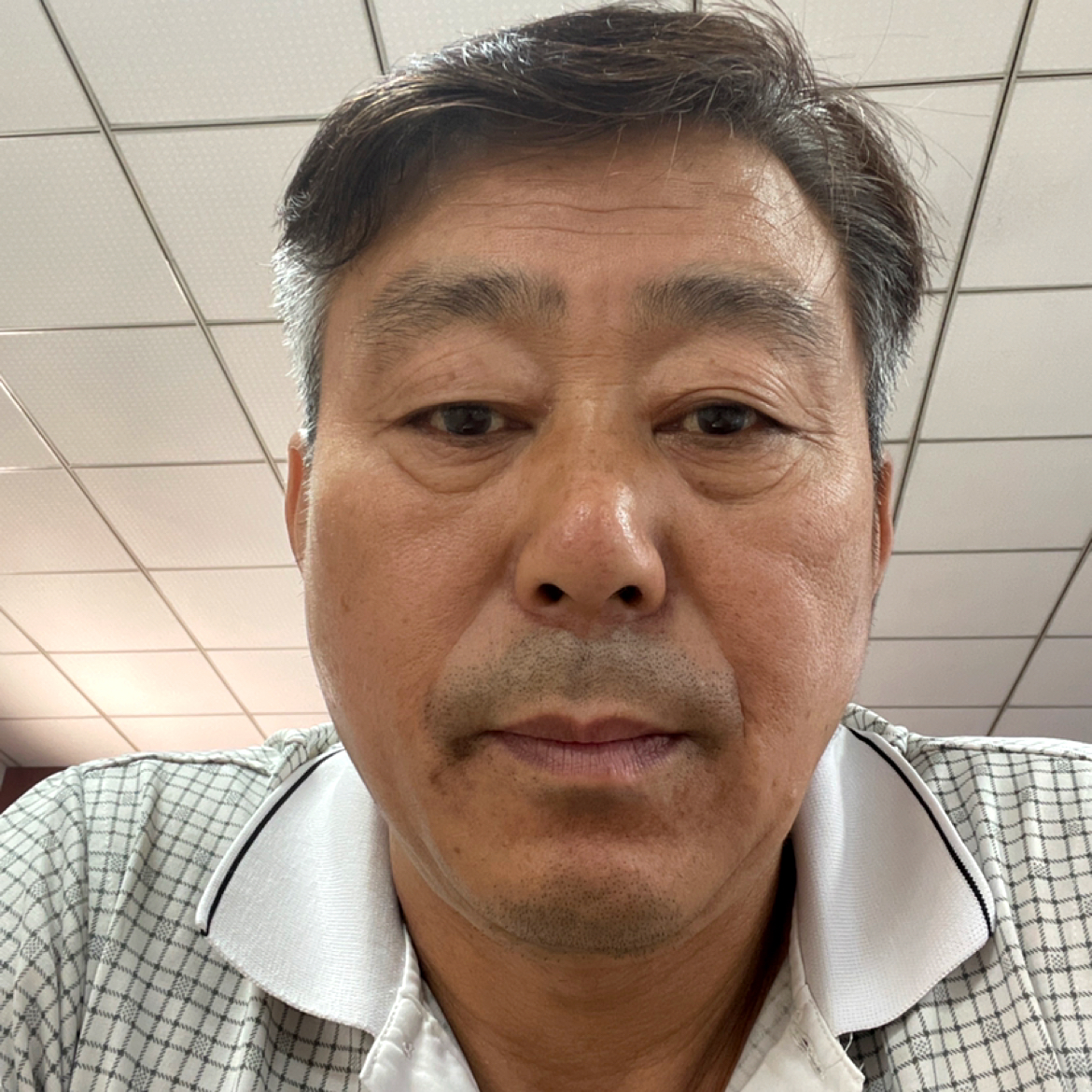 留胡子有沧澜的照片