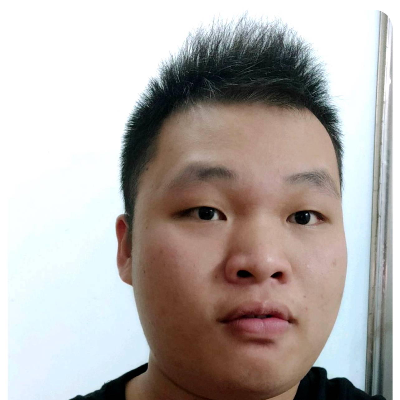 烤鸡漫步辛勤的照片
