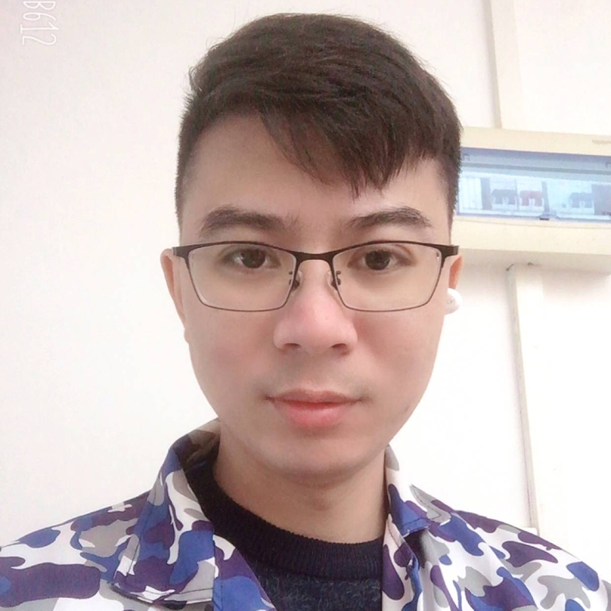 你的手机电量不足的照片