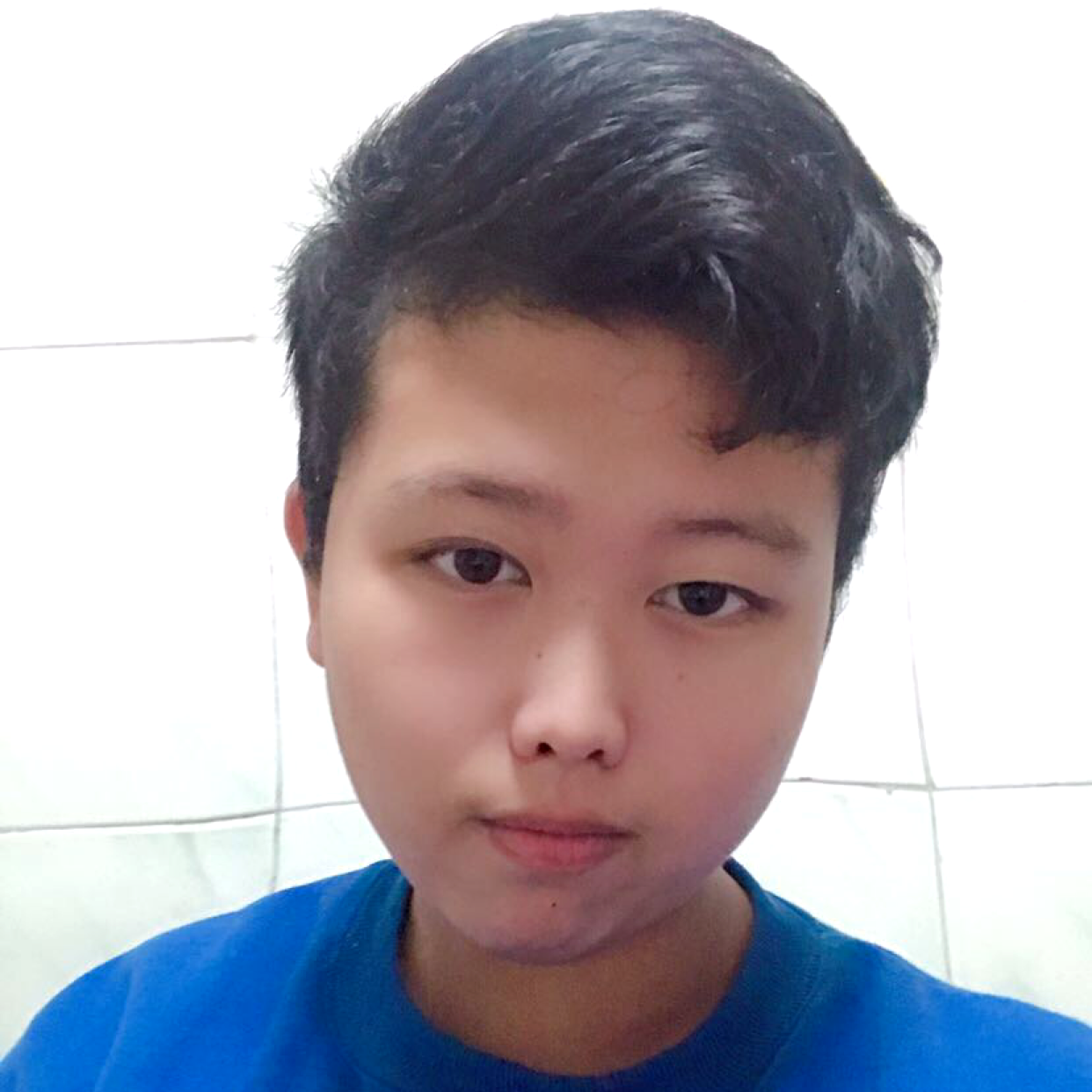 发卡慈祥的照片