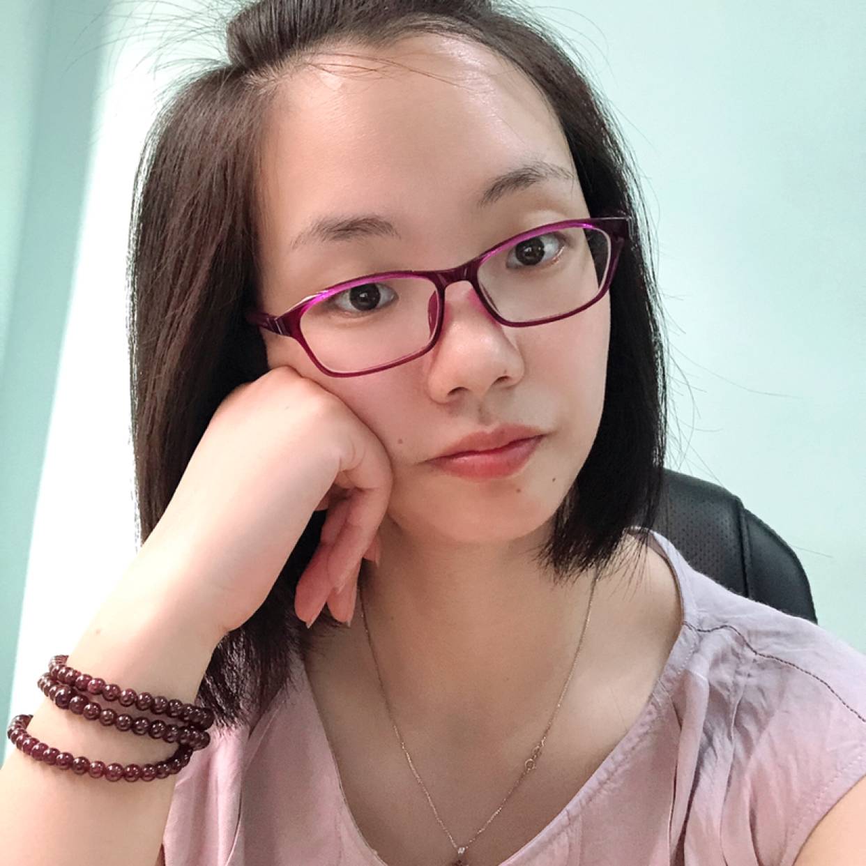 眉目成書的照片
