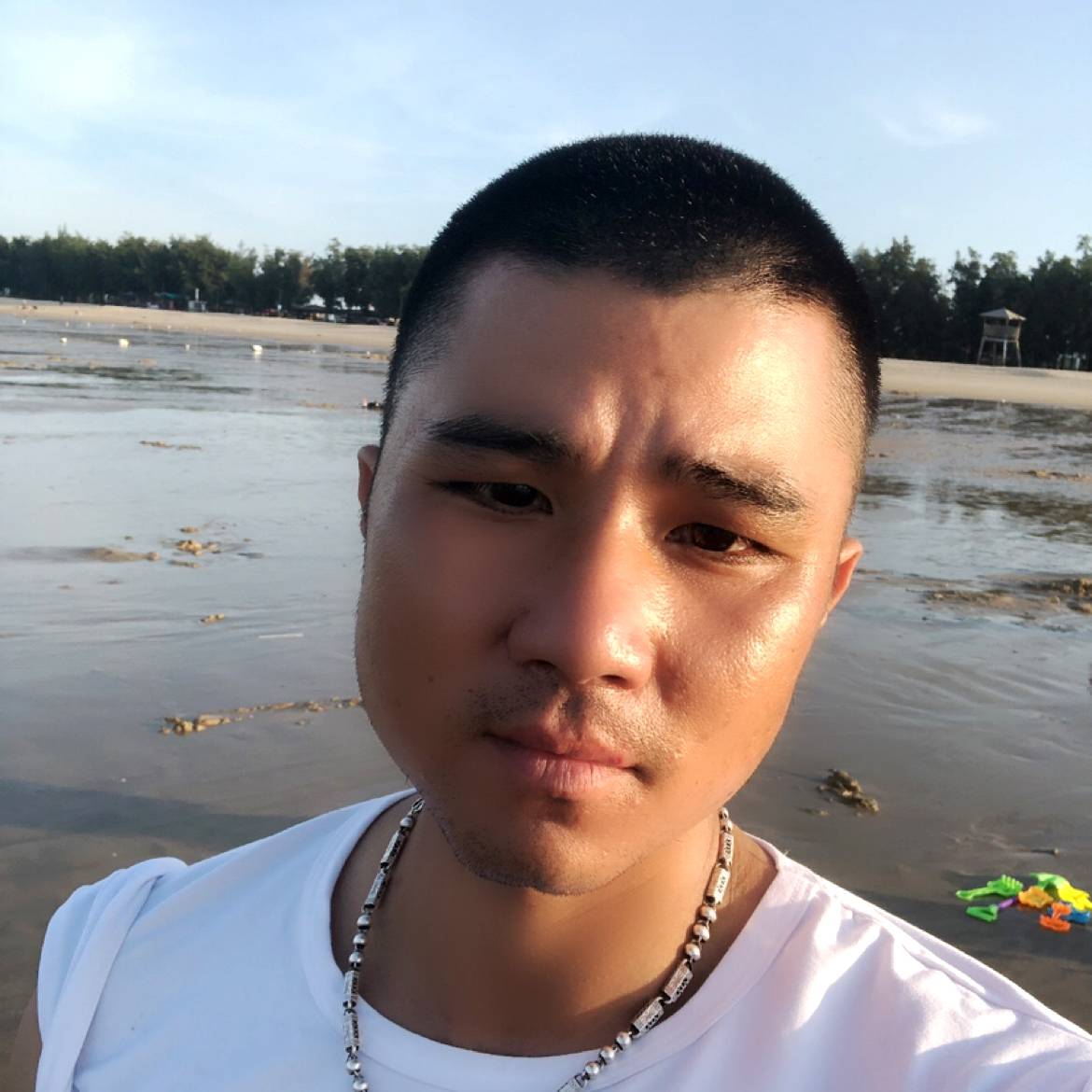 忧郁等待的照片