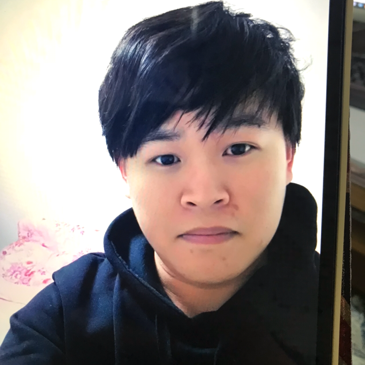 芒果踢秀丽的照片