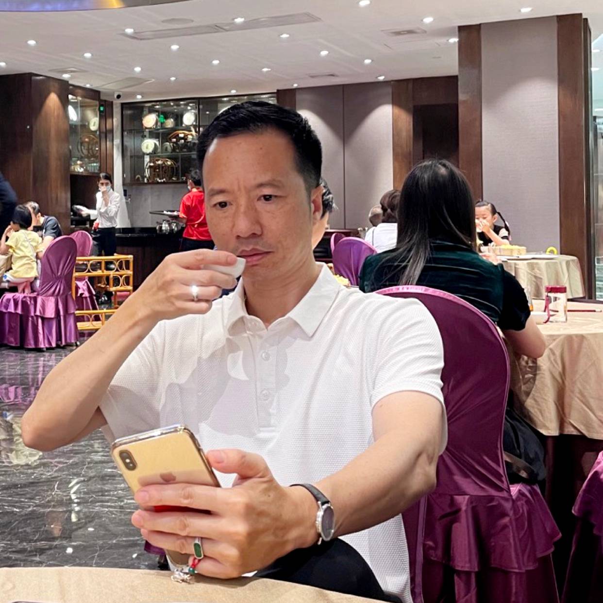 冼佰虎的照片