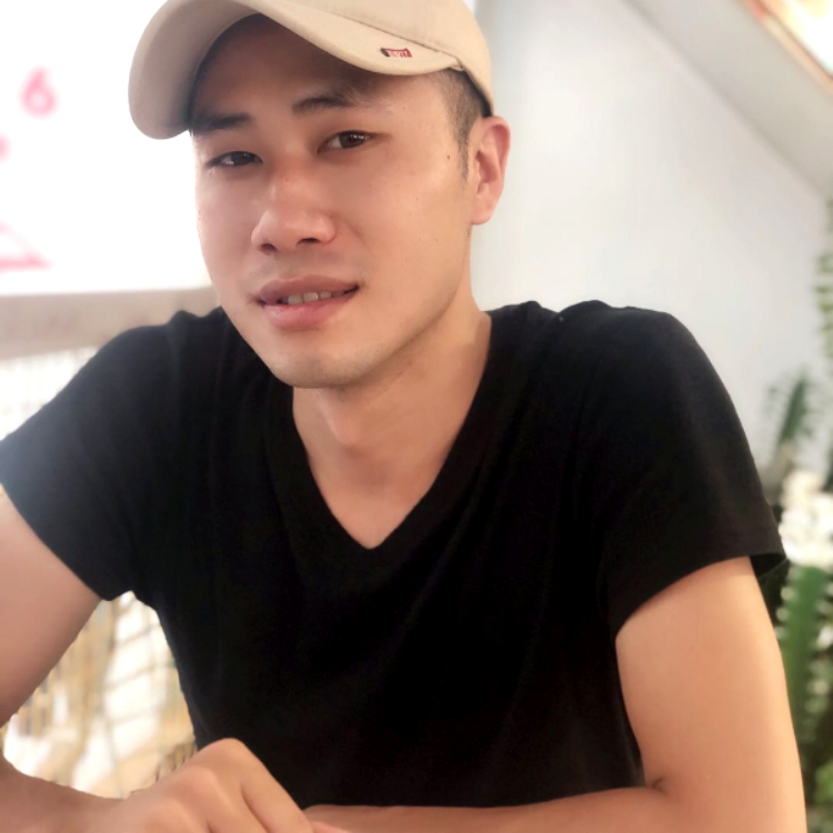 机器猫漫步清爽的照片