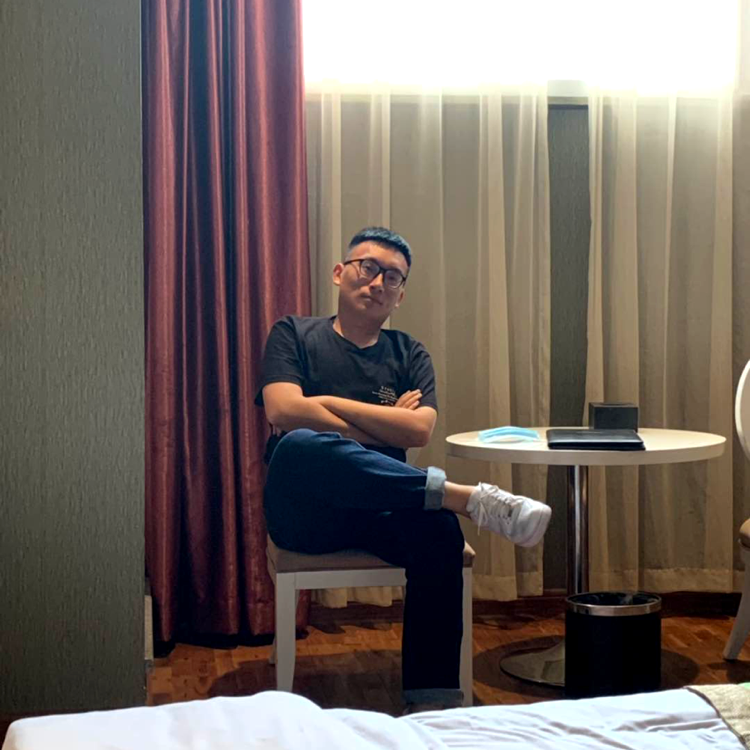 MR李先生呀的照片