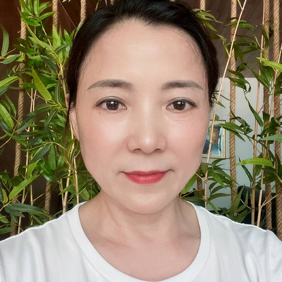 文竹柔雅的照片