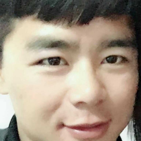土豪魔镜杰的照片