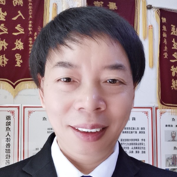 发带向忧心的照片