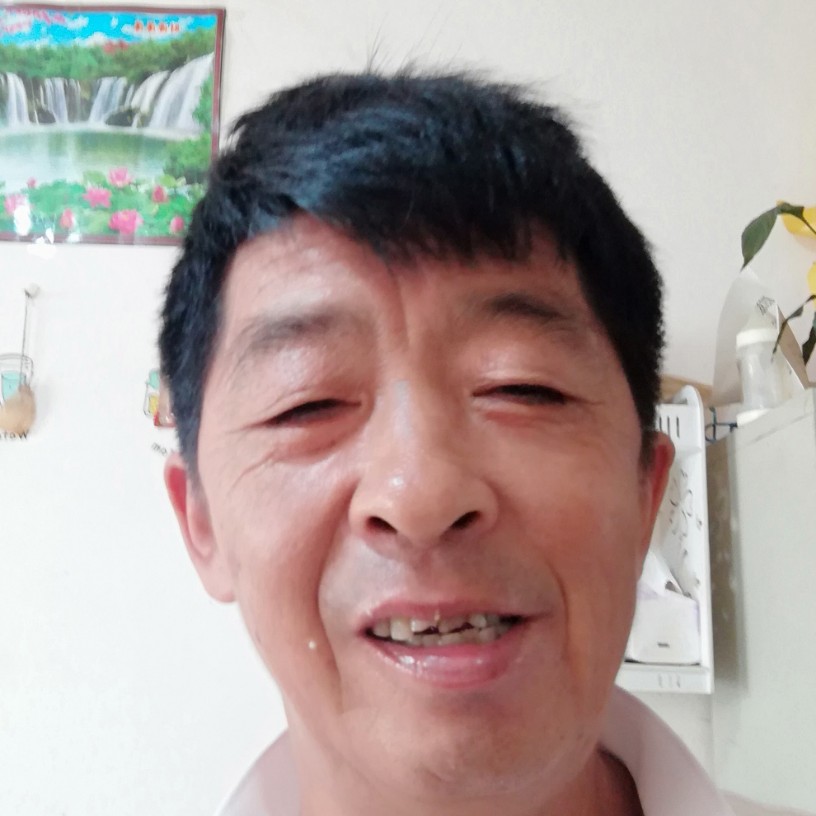 沉静邂逅溪流的照片