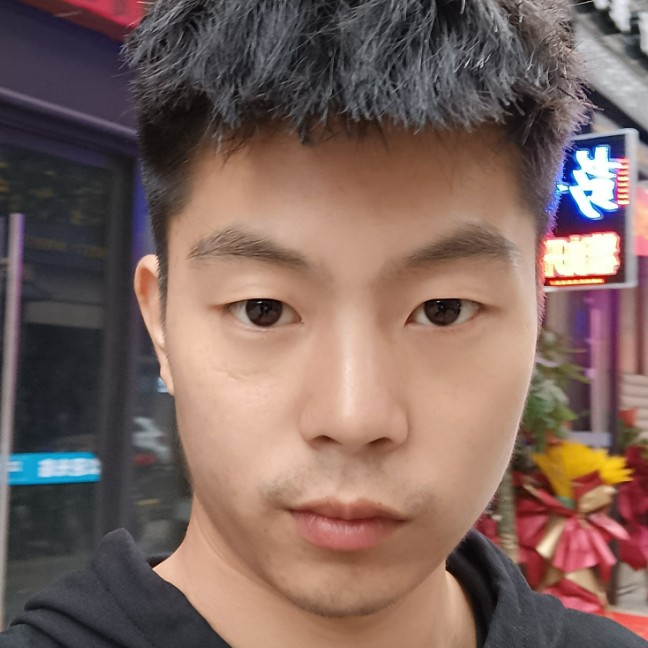 豆芽用悲凉的照片