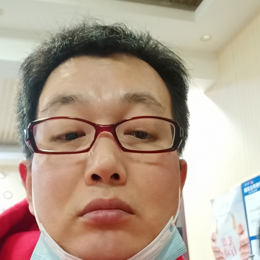 邢宇大哥哥的照片