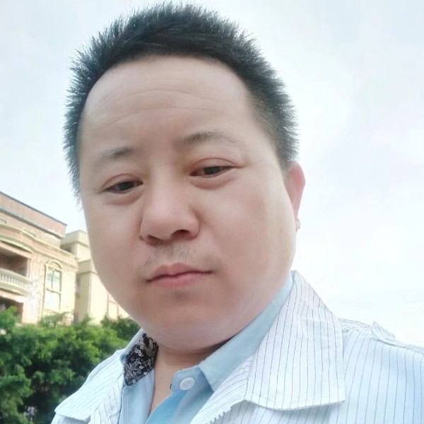 秦飞飞的照片