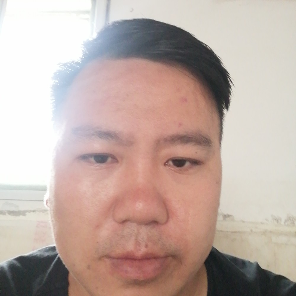 吴哲峰的照片