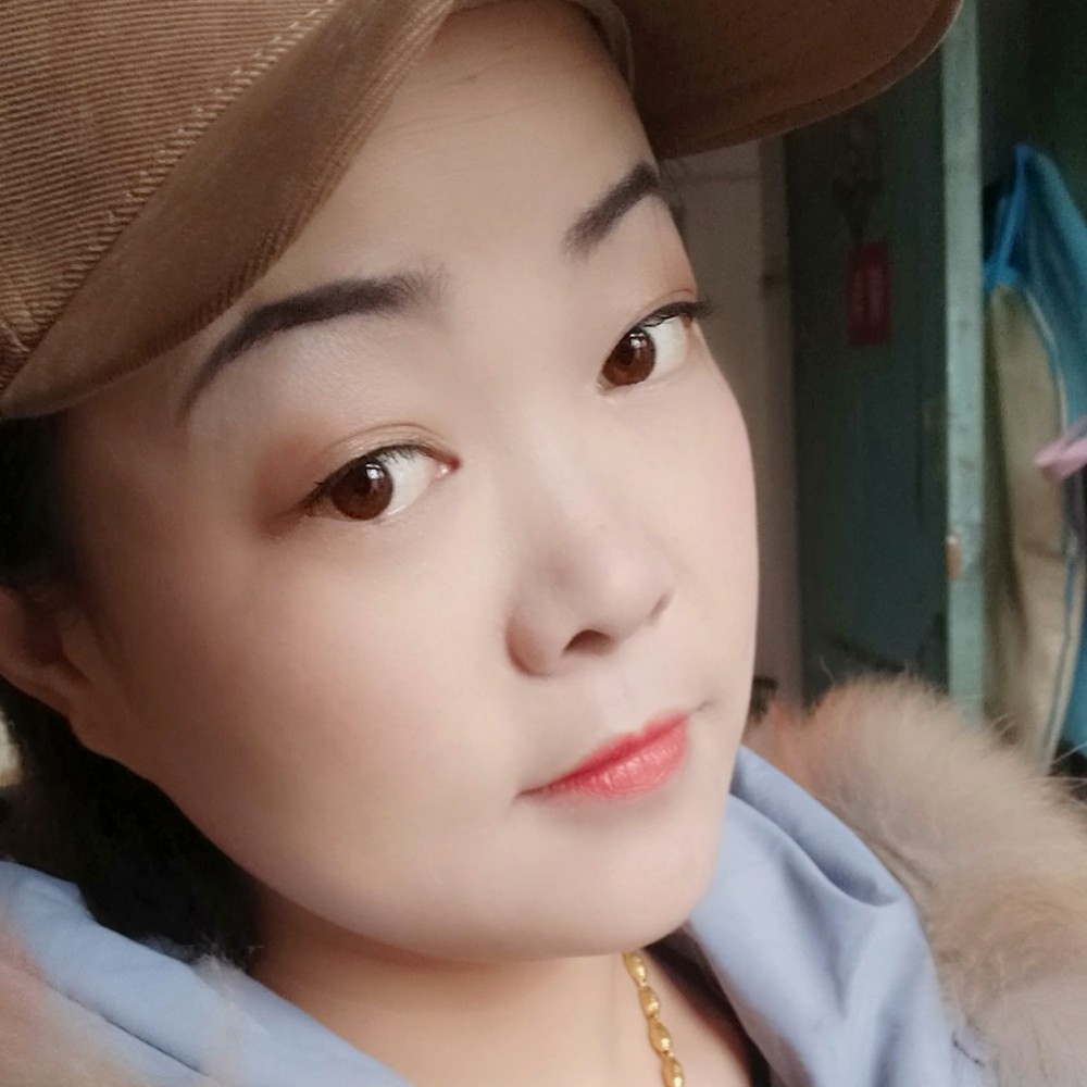 心灵美短靴的照片