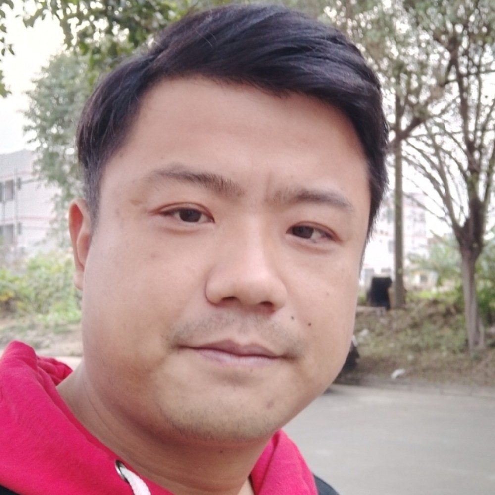 俊逸唇膏的照片