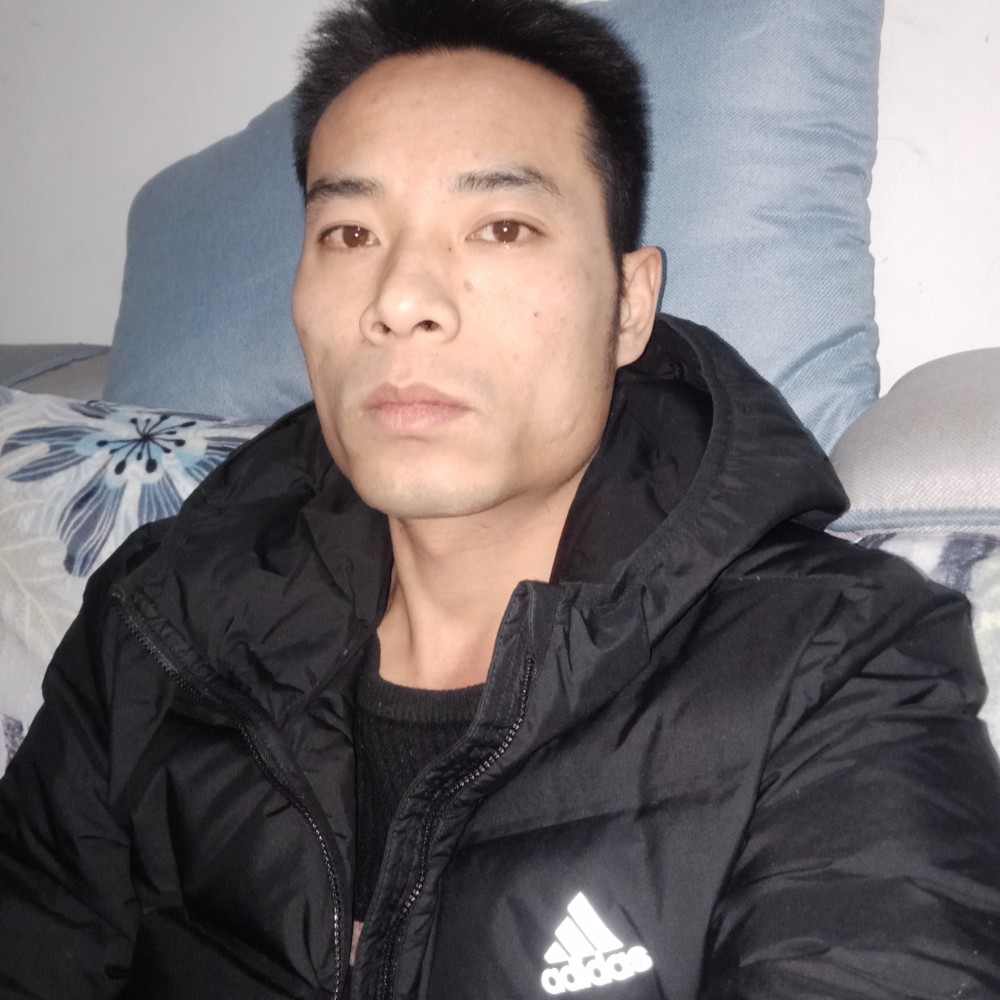 陈佳少的照片