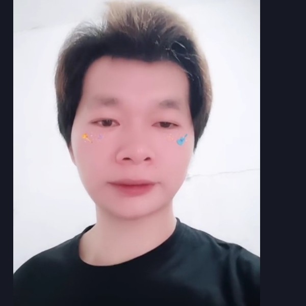 西牛斯文的照片