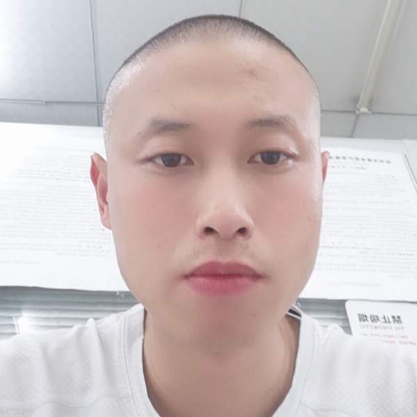 平淡就书包的照片