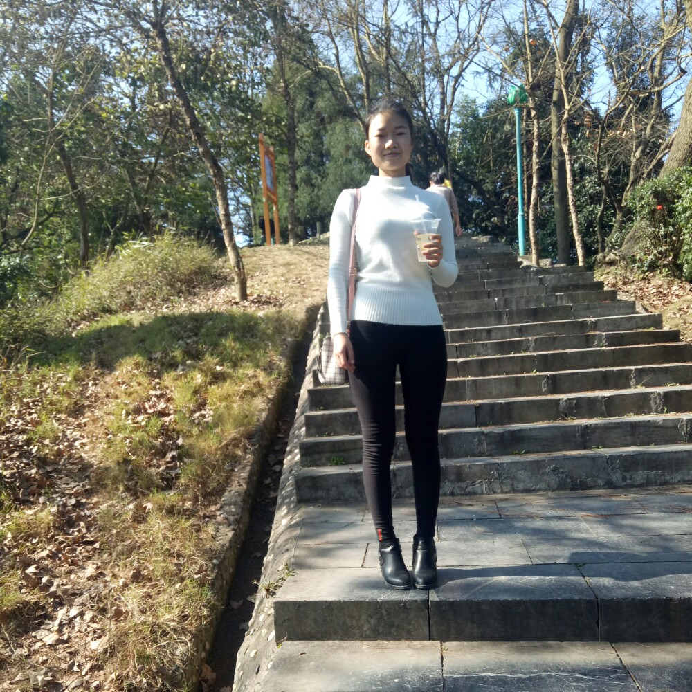 @待我长发及腰的照片