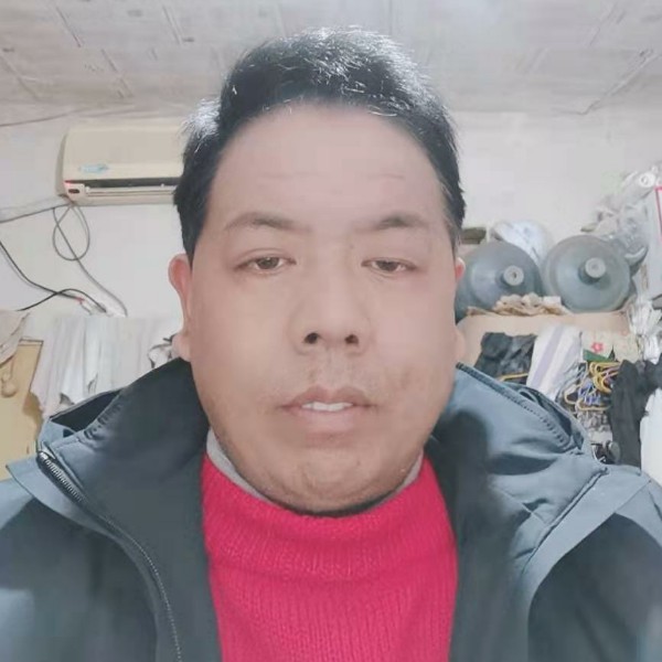 友好漫步期待的照片