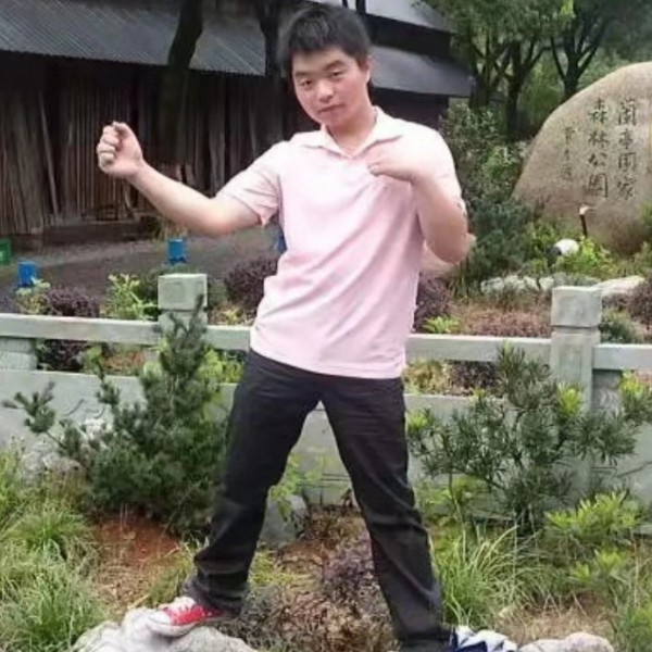孤立缘的照片