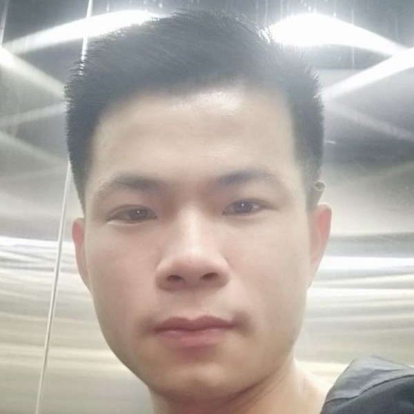 怕孤独拿寒风的照片