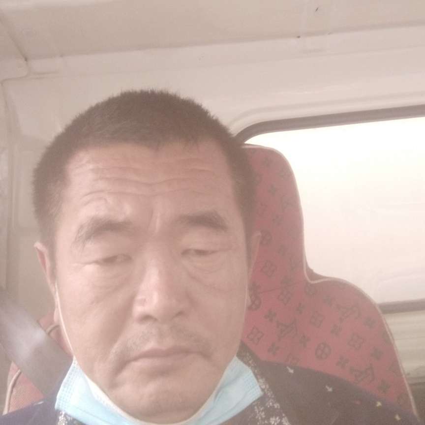 跳跃保卫冬耀的照片