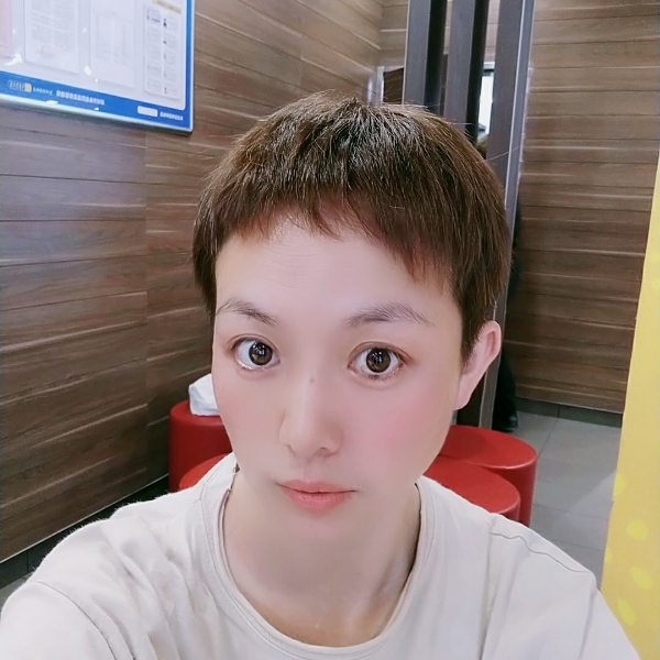 家晶的照片