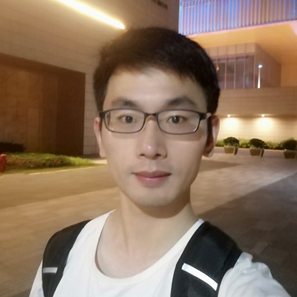 故事认真的照片