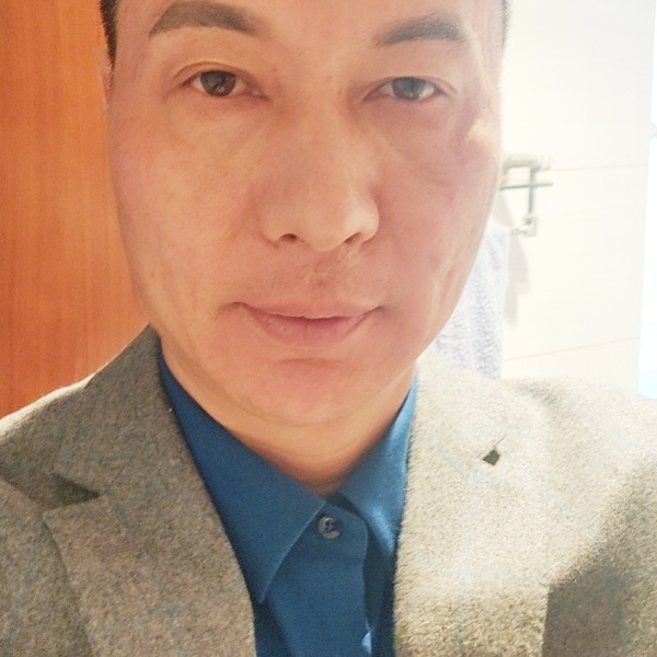 鲁浙的照片