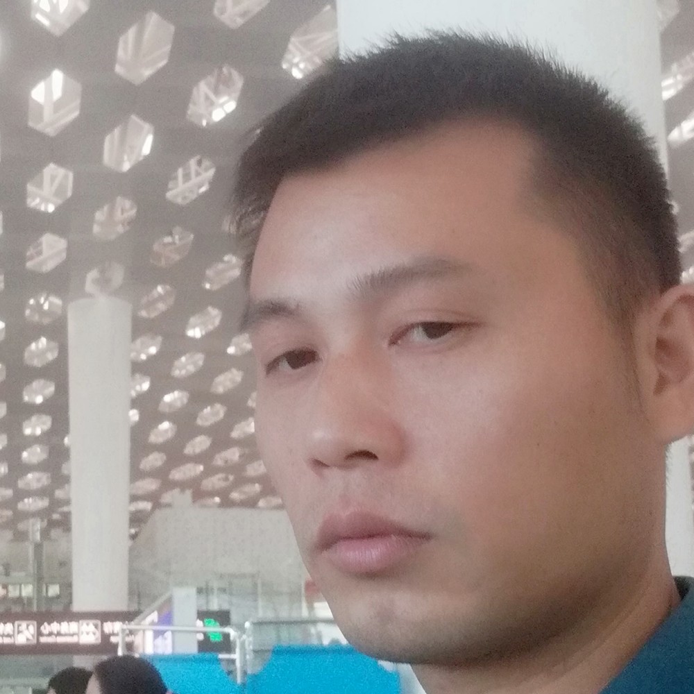 卢维长的照片
