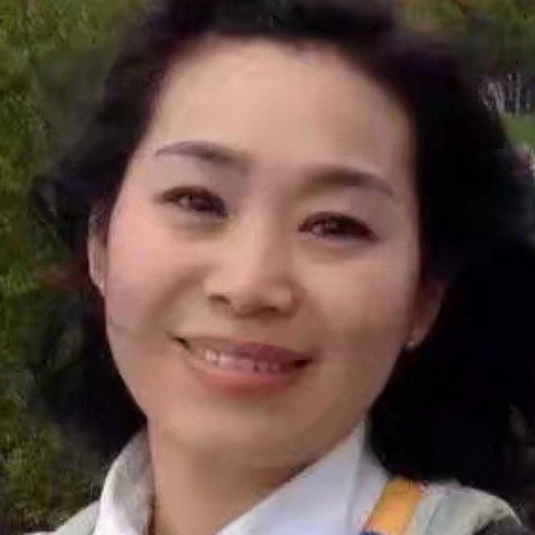 浅笑安丝的照片