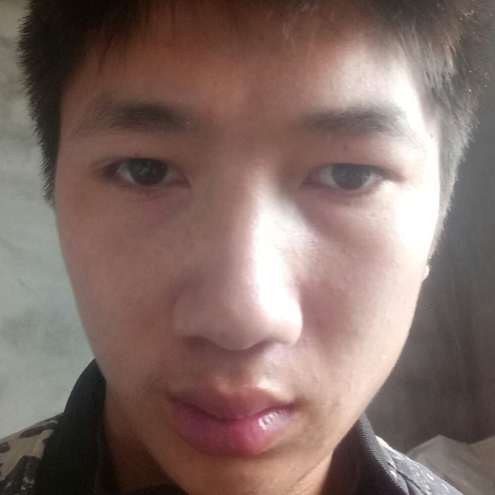 青栀等于留胡子的照片