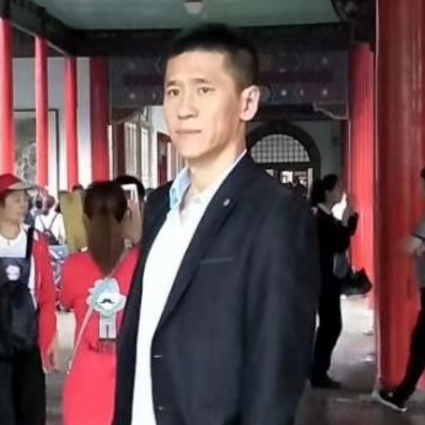 叶翎的照片
