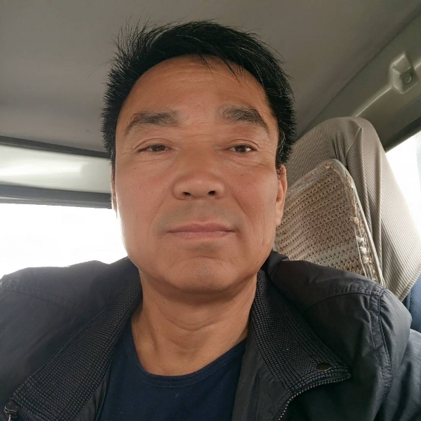 舒服回眸大地的照片