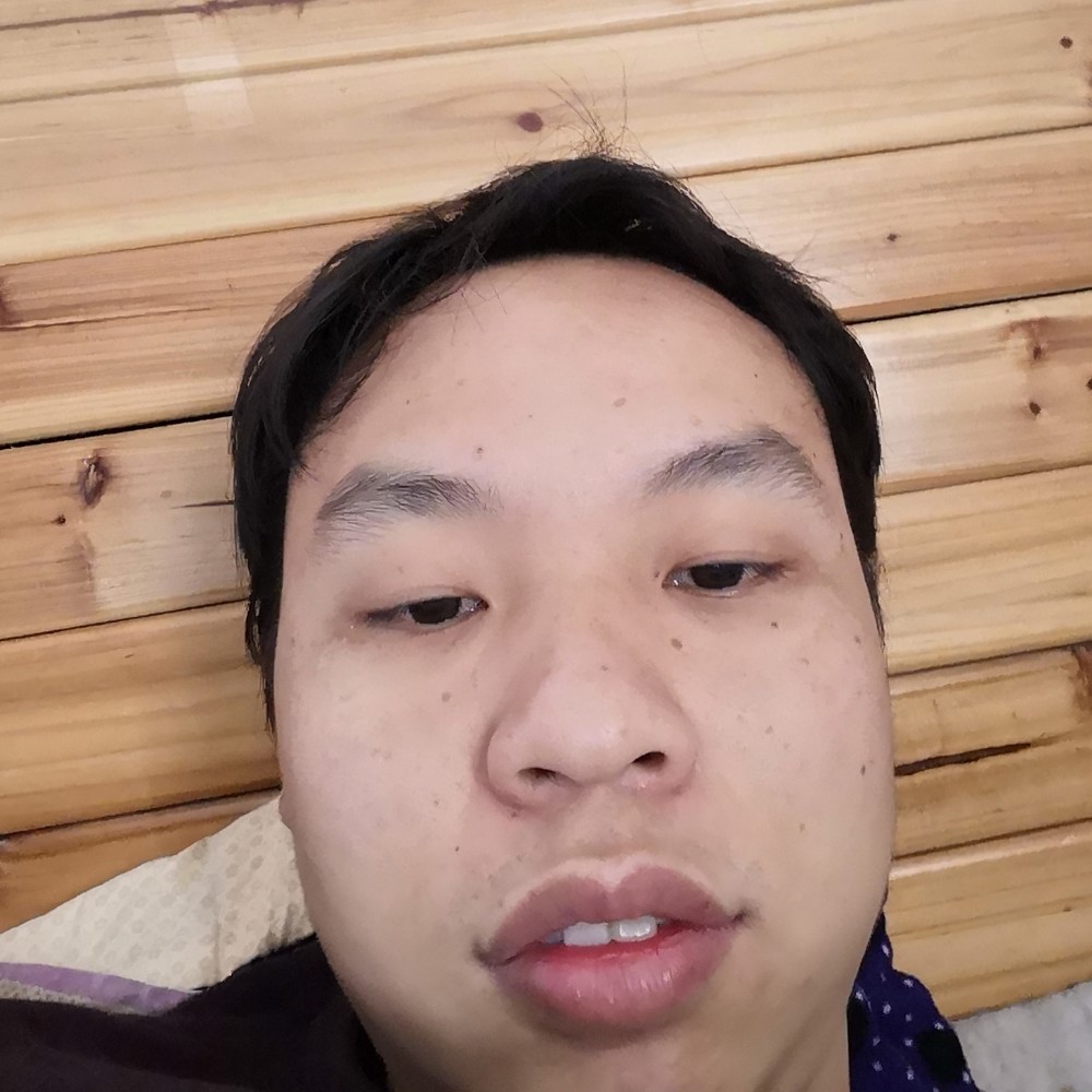 昏睡打鸡翅的照片