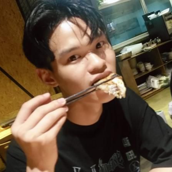 hucrily的照片