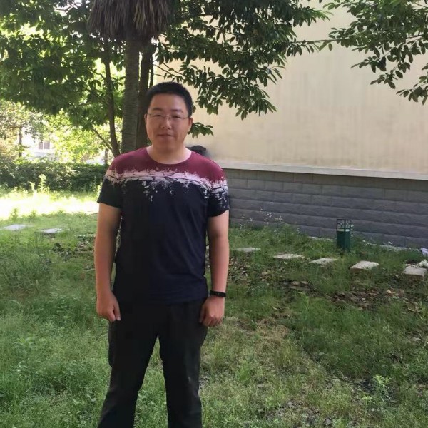 马天明的照片