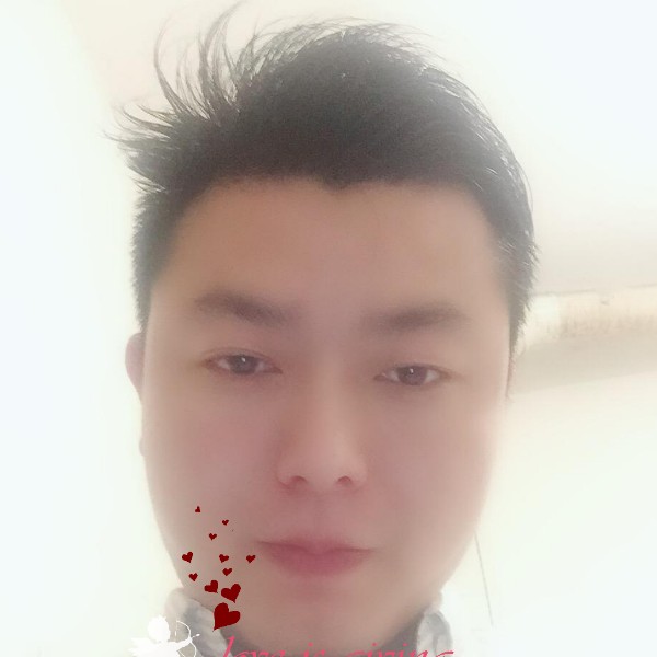 彪壮保卫星月的照片