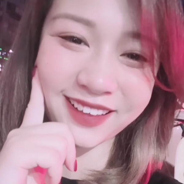 小妖怪的照片
