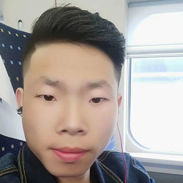 李其清的照片